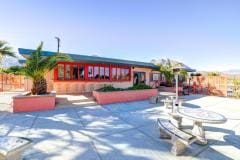 tinyhome-closeup-porch-borrego-springs